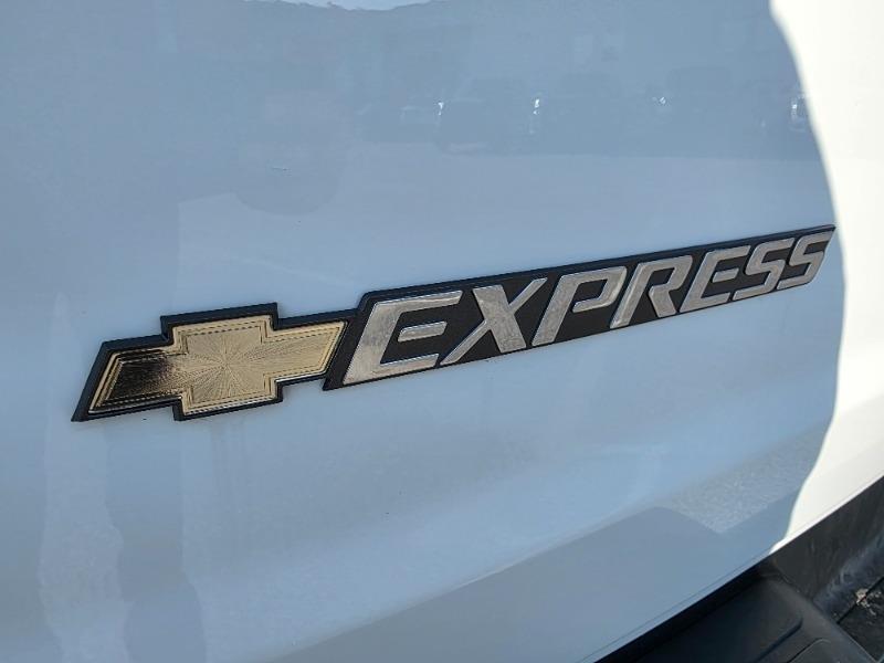 chevrolet Express 2500 2024 - 11