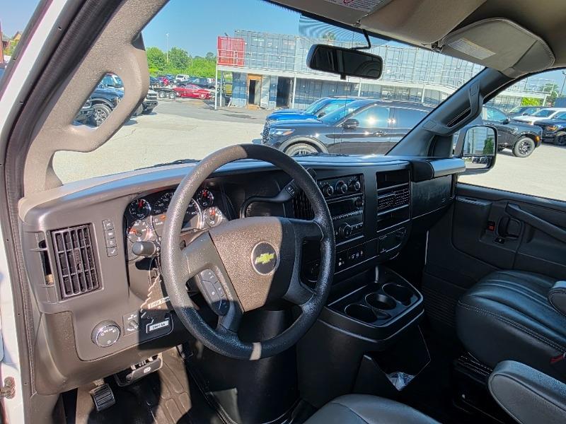 chevrolet Express 2500 2024 - 16