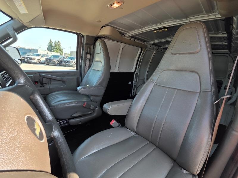 chevrolet Express 2500 2024 - 36