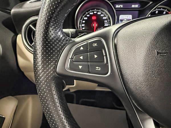 mercedes-benz GLA 2018 - 16