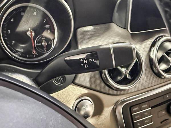 mercedes-benz GLA 2018 - 19