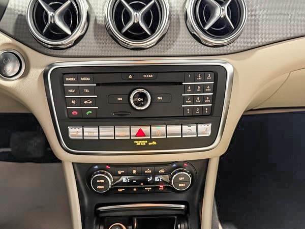 mercedes-benz GLA 2018 - 23