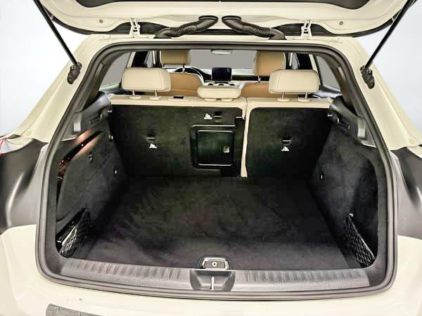 mercedes-benz GLA 2018 - 26