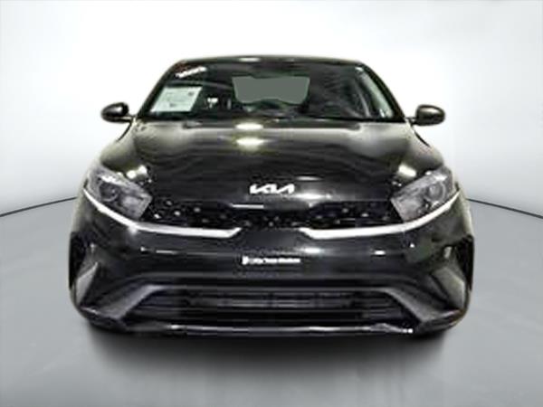 kia Forte 2022 - 8