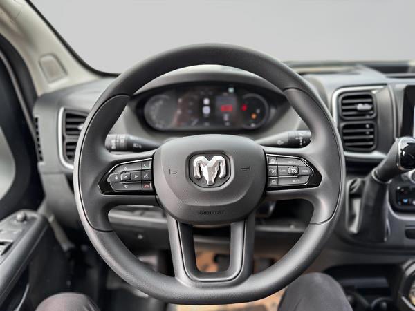 ram ProMaster fourgonnette utilitaire 2025 - 9