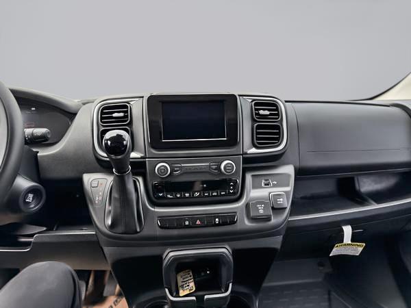 ram ProMaster fourgonnette utilitaire 2025 - 10