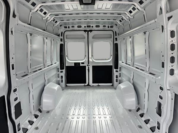 ram ProMaster fourgonnette utilitaire 2025 - 11