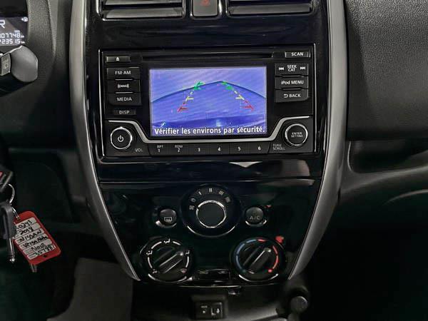 nissan Versa Note 2018 - 21
