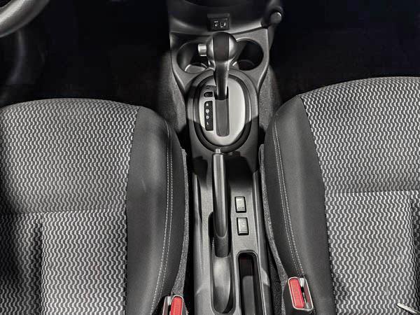 nissan Versa Note 2018 - 22