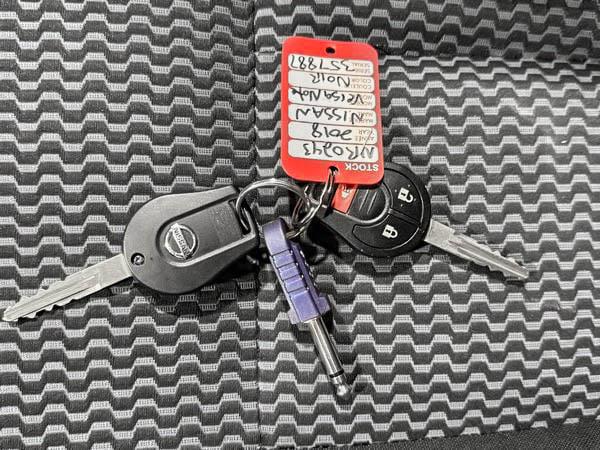 nissan Versa Note 2018 - 25