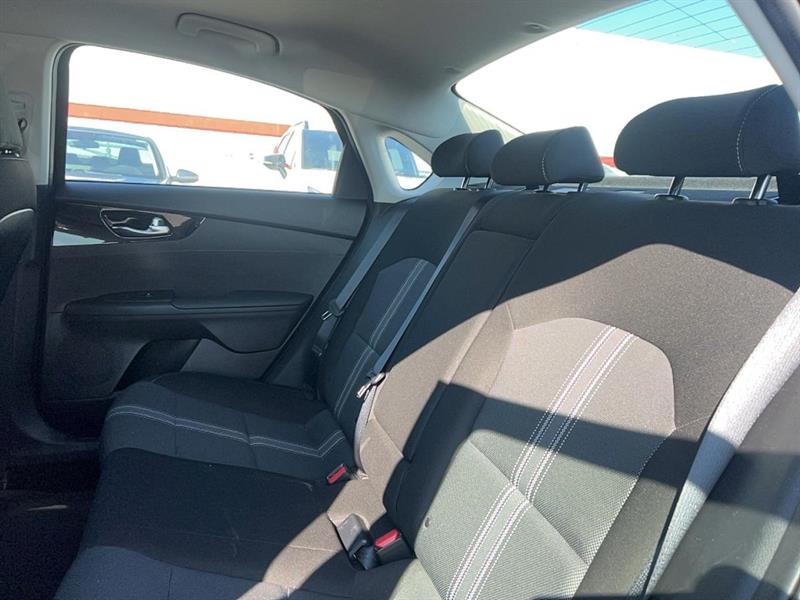 kia Forte 2023 - 8