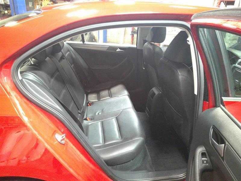volkswagen Jetta 2015 - 10