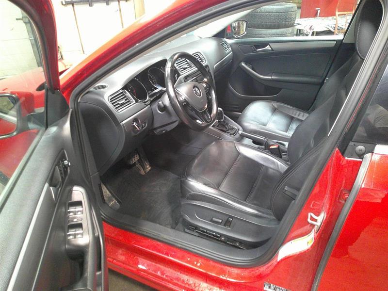 volkswagen Jetta 2015 - 11