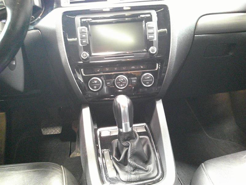 volkswagen Jetta 2015 - 14
