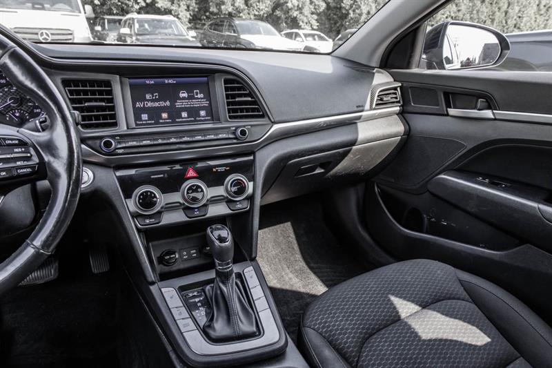 hyundai Elantra 2019 - 18