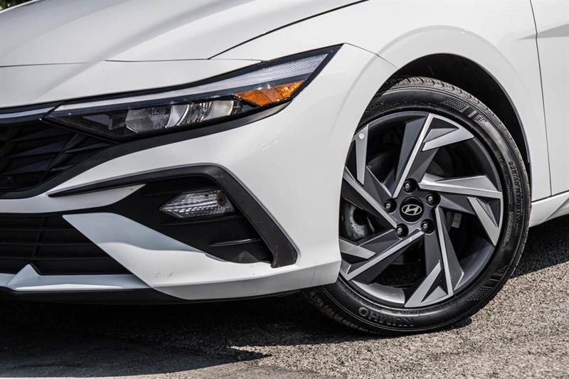 hyundai Elantra 2025 - 2