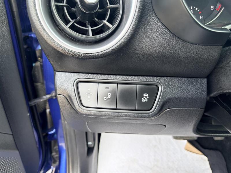 kia Forte 2022 - 9
