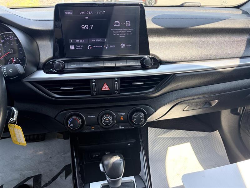 kia Forte 2022 - 14