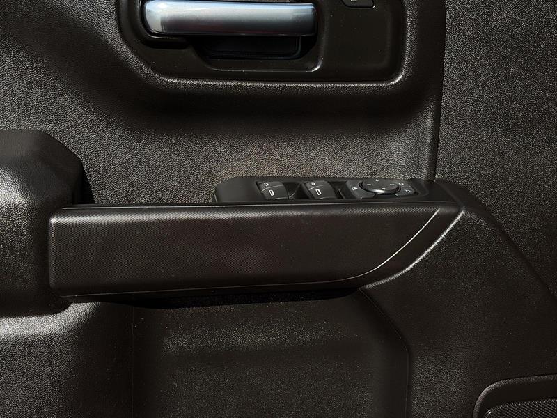 chevrolet Silverado 1500 2024 - 30
