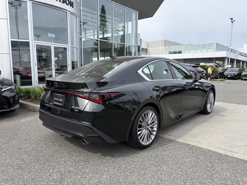 lexus IS 2022 - 3