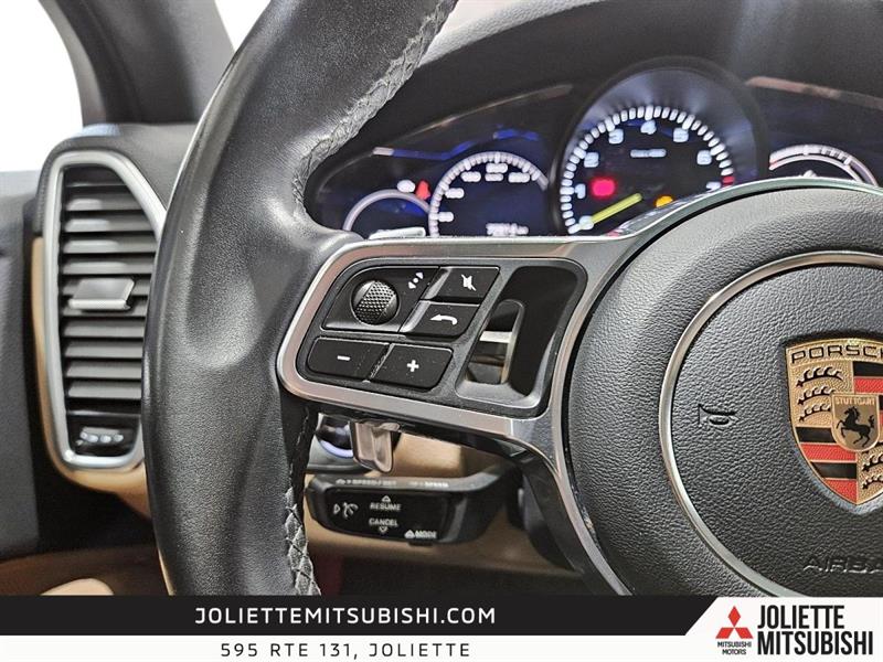 porsche Cayenne 2019 - 24