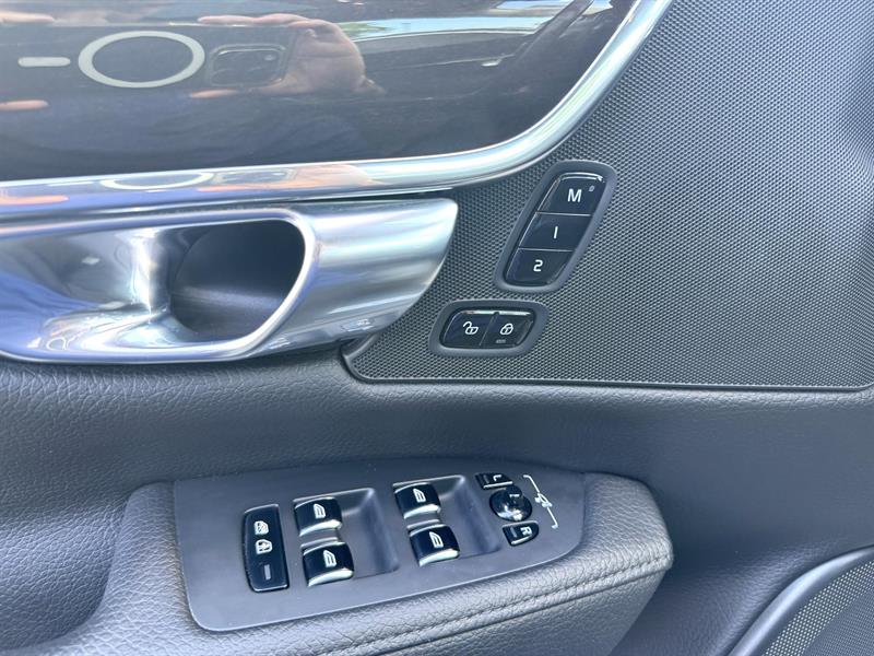 volvo S90 2018 - 25