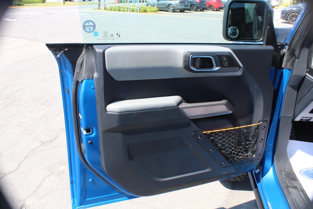 ford Bronco 2022 - 12