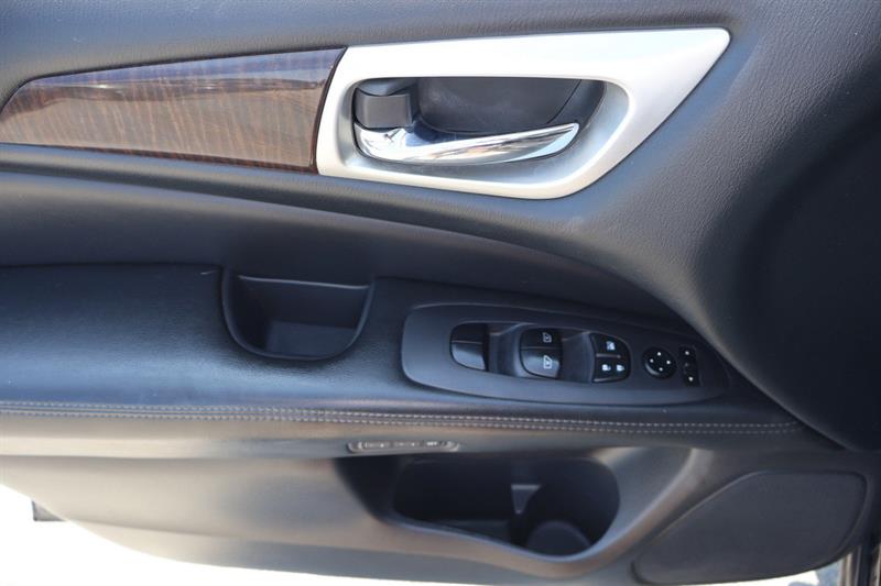 nissan Pathfinder 2014 - 23