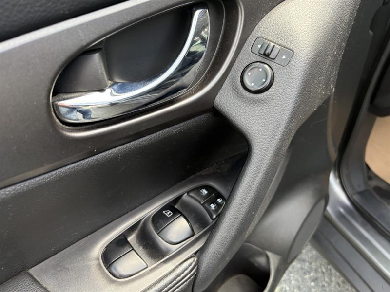 nissan Rogue 2015 - 17