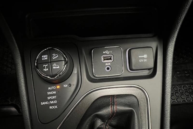 jeep Cherokee 2020 - 25