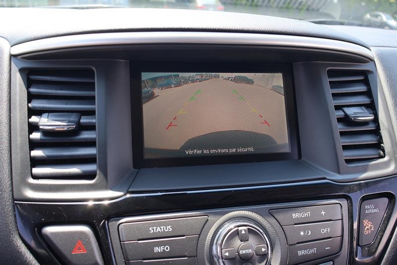 nissan Pathfinder 2016 - 15