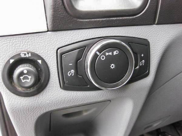 ford Transit fourgon utilitaire 2019 - 12