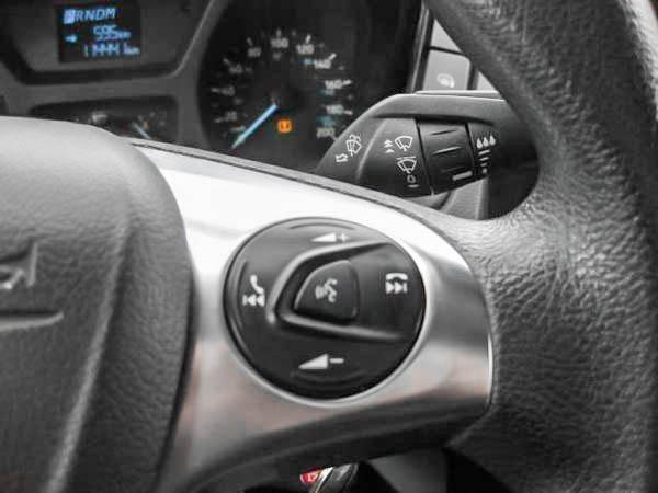ford Transit fourgon utilitaire 2019 - 13