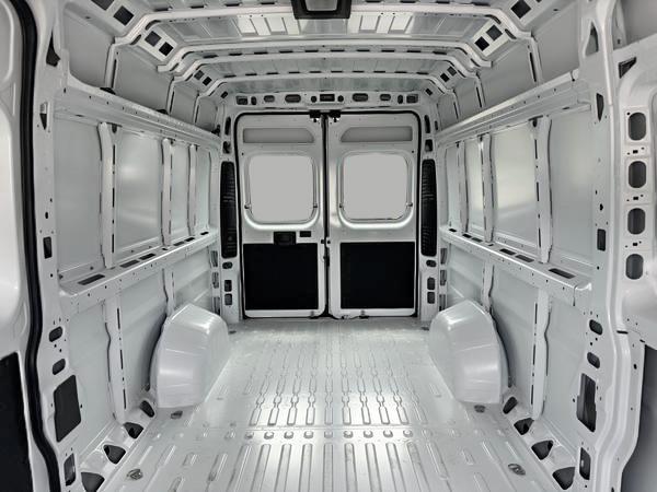 ram ProMaster fourgonnette utilitaire 2025 - 11