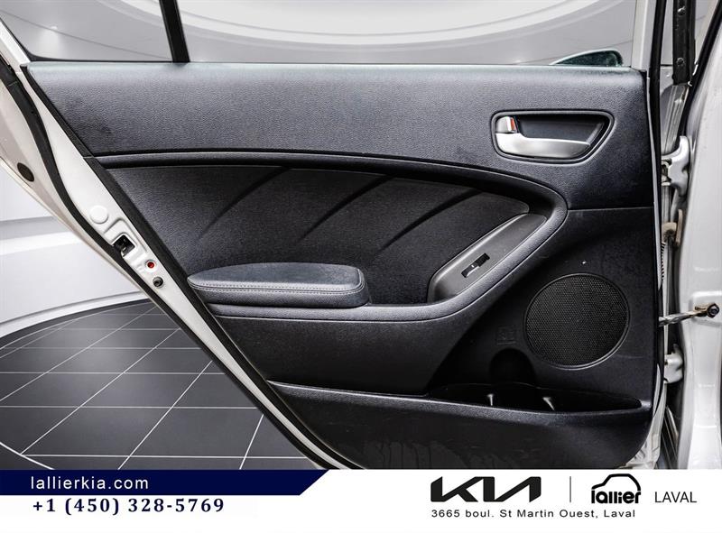 kia Forte 2017 - 12