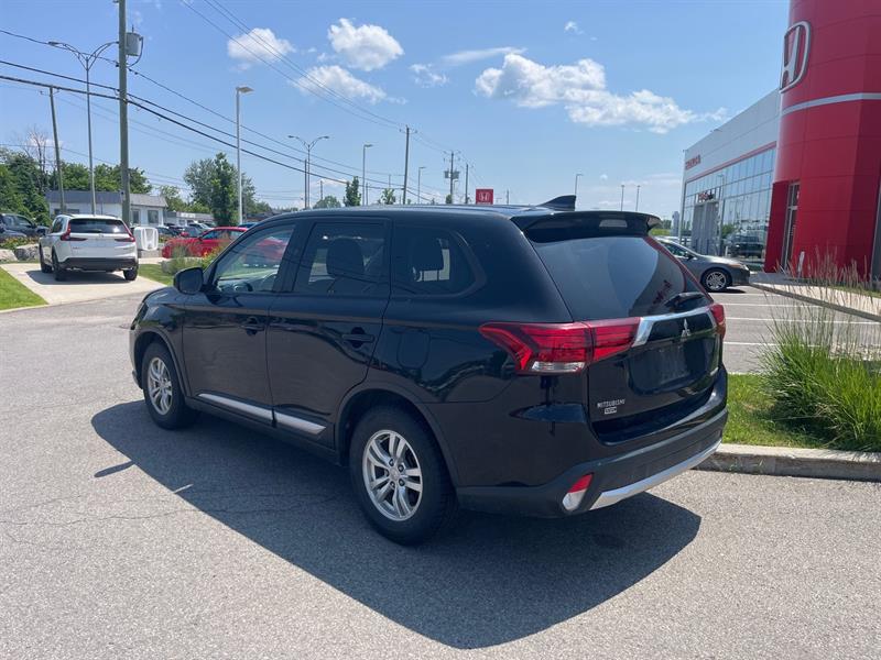 mitsubishi Outlander 2018 - 9