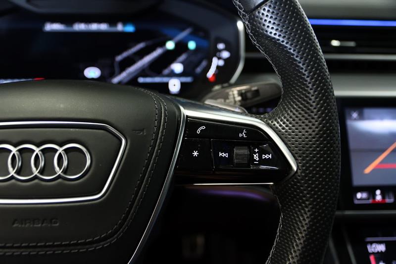 audi S8 2023 - 28