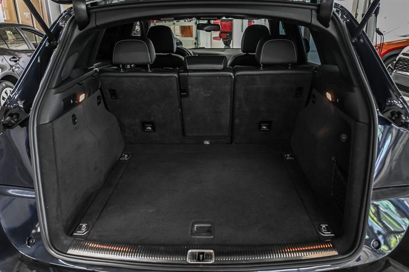 audi SQ5 2017 - 16