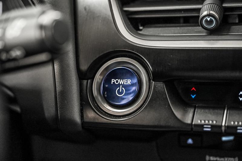 lexus UX 250h 2021 - 33