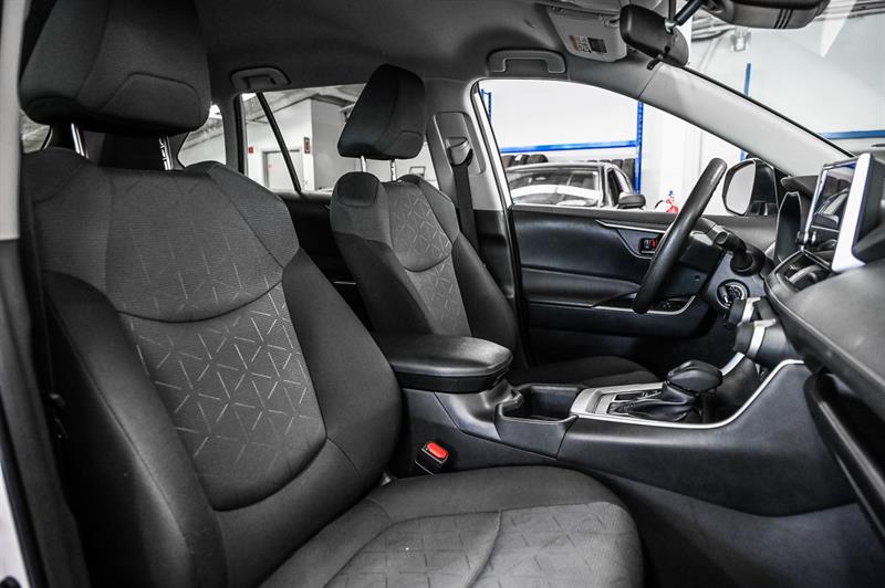 toyota RAV4 2025 - 32