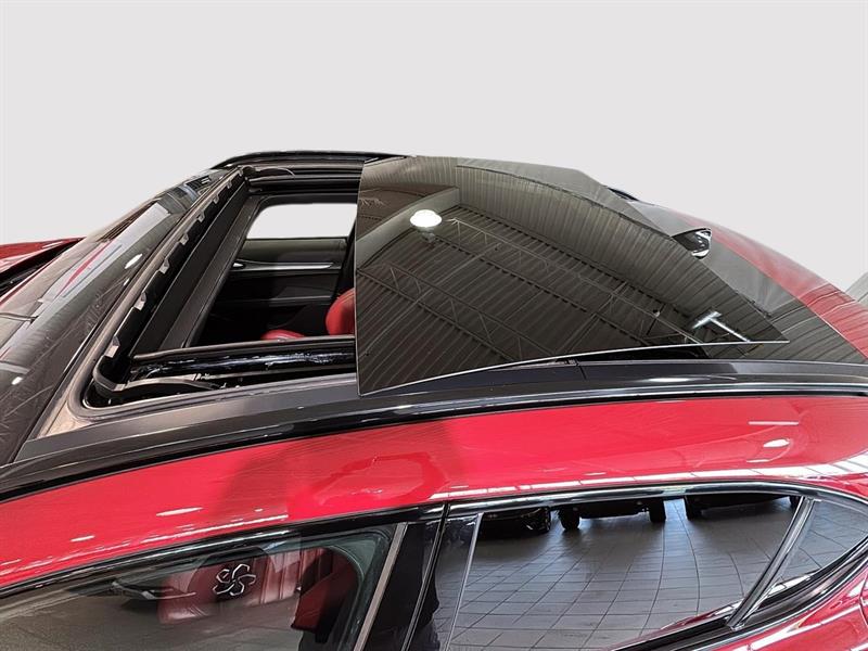 alfa romeo Stelvio 2022 - 3