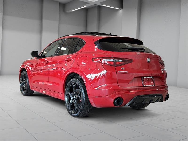 alfa romeo Stelvio 2022 - 11
