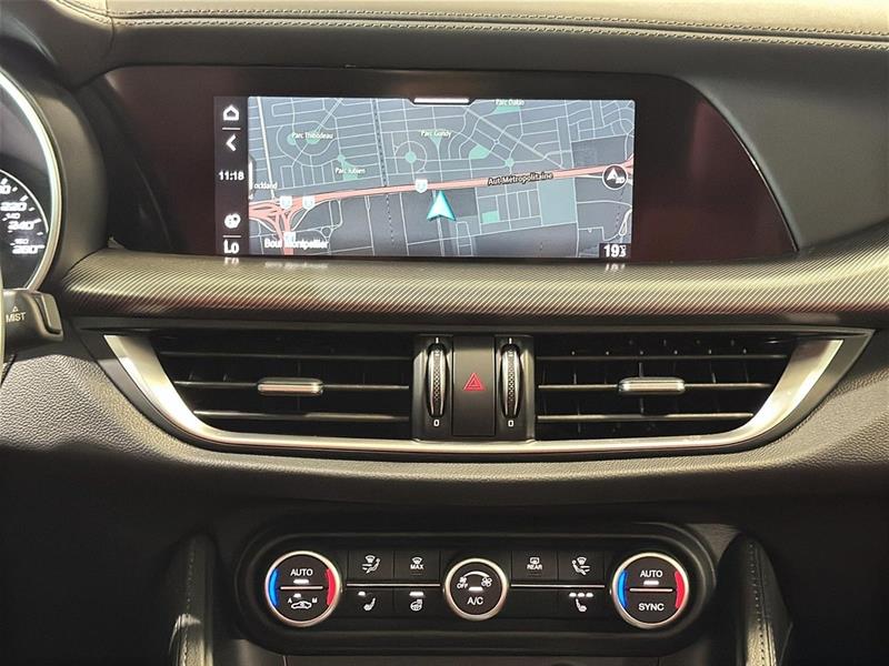 alfa romeo Stelvio 2022 - 27