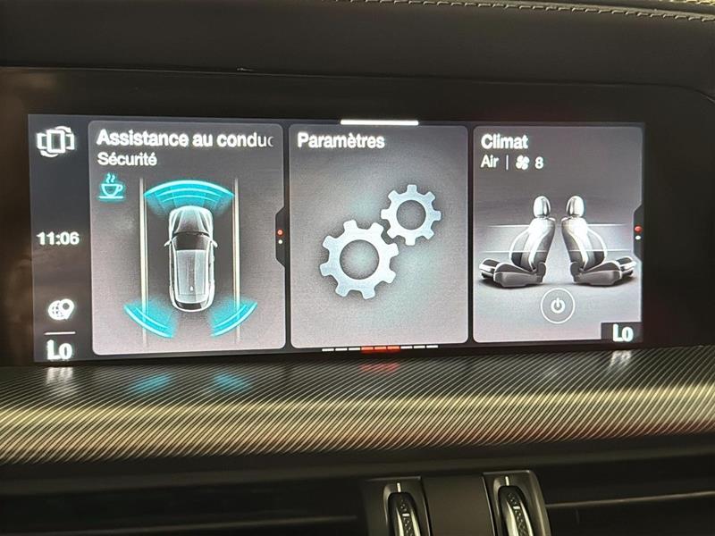 alfa romeo Stelvio 2022 - 31