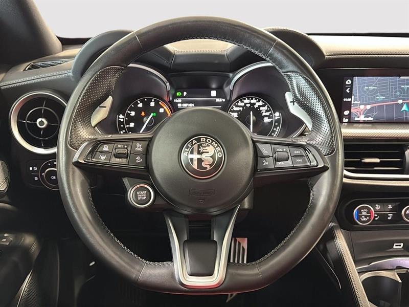 alfa romeo Stelvio 2022 - 36