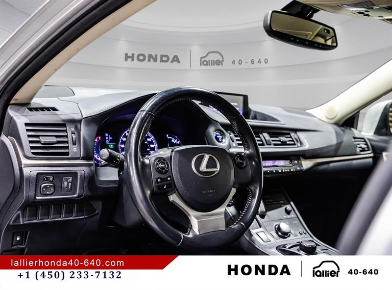 lexus CT 200h 2014 - 19
