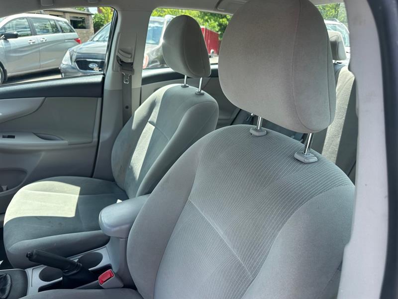 toyota Corolla 2012 - 8