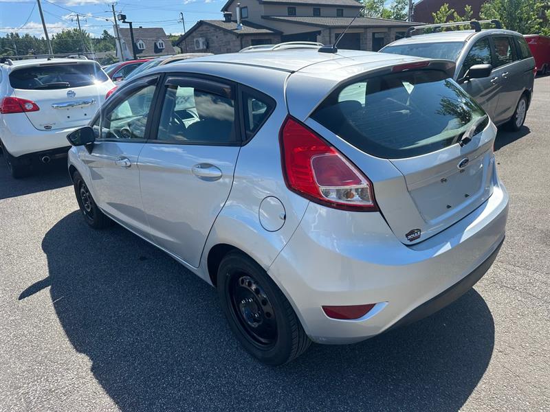 ford Fiesta 2015 - 4