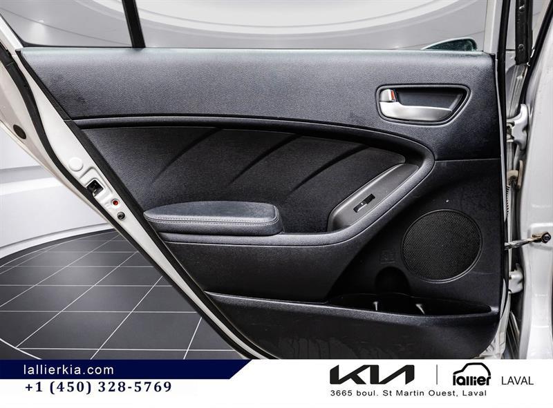kia Forte 2017 - 12