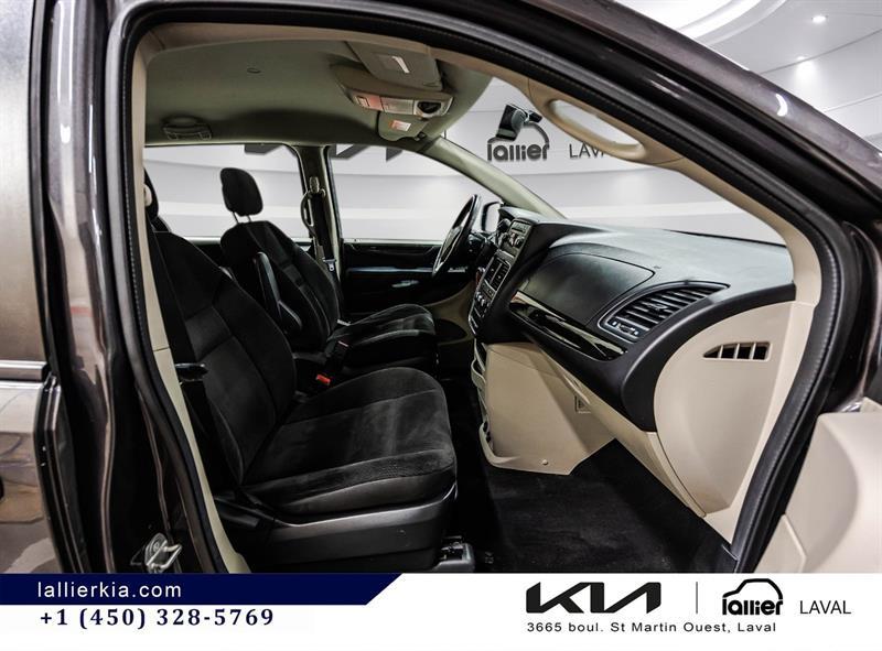 dodge Grand Caravan 2017 - 11